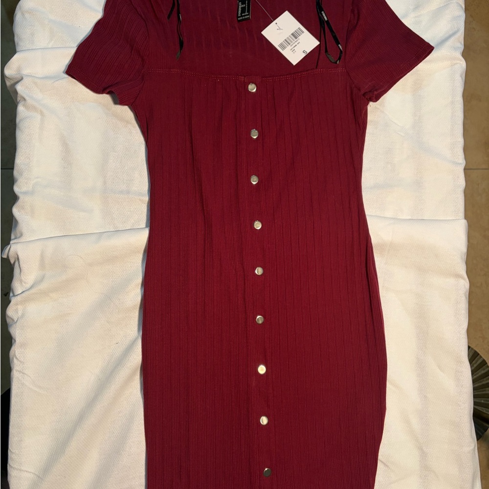 Forever 21 Burgundy Button-Front Midi Dress